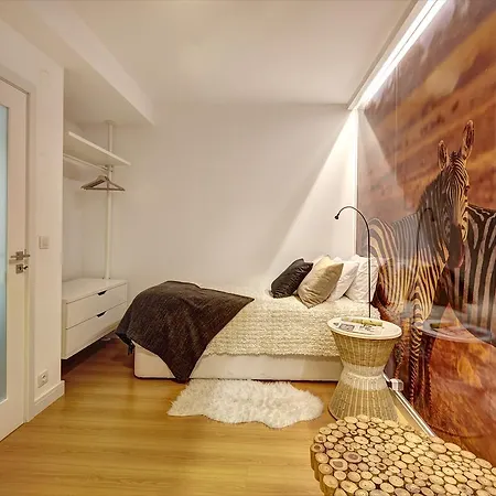 Apartment Sonel Investe Martim Moniz By Get Your Lissabon